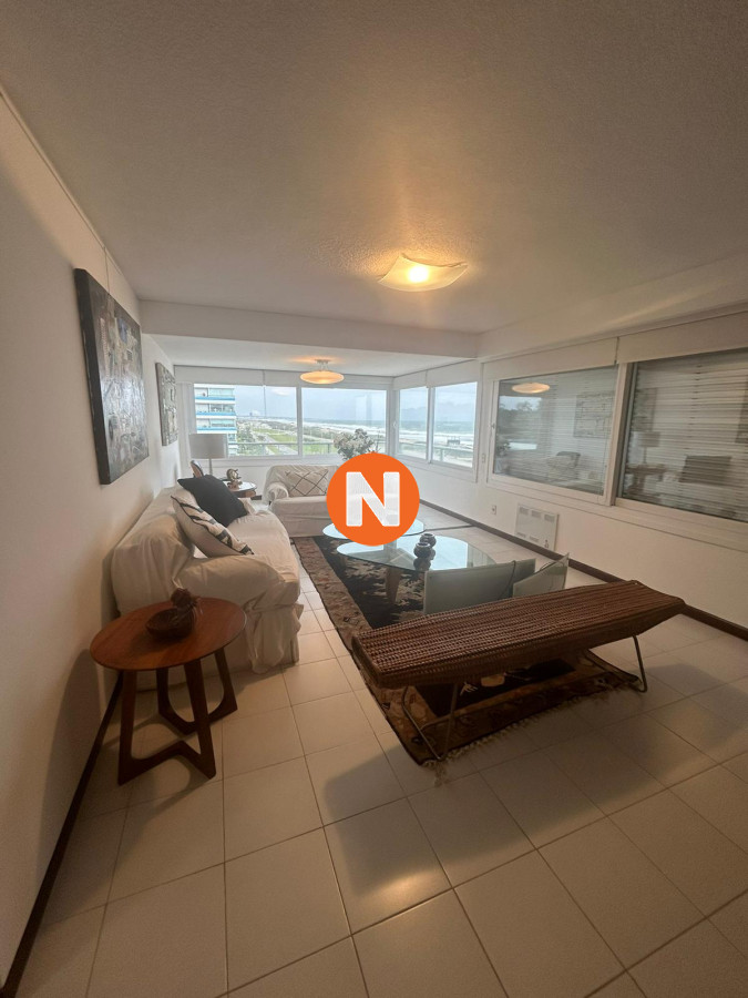 Apartamento Ref.222930 - Apartamento en Venta, 3 dormitorios