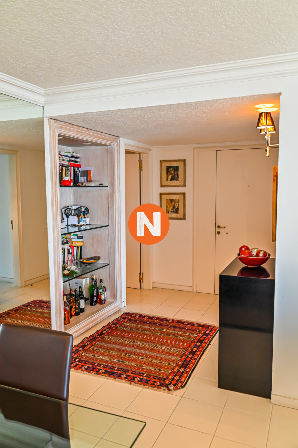 Apartamento Ref.9446 - Apartamento en Venta y Alquiler, Peninsula, Punta del Este, 3 Dormitorios.