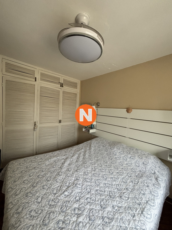 Apartamento Ref.225142 - OPORTUNIDAD en Península con Cochera Techada, 1 y medio dormitorios