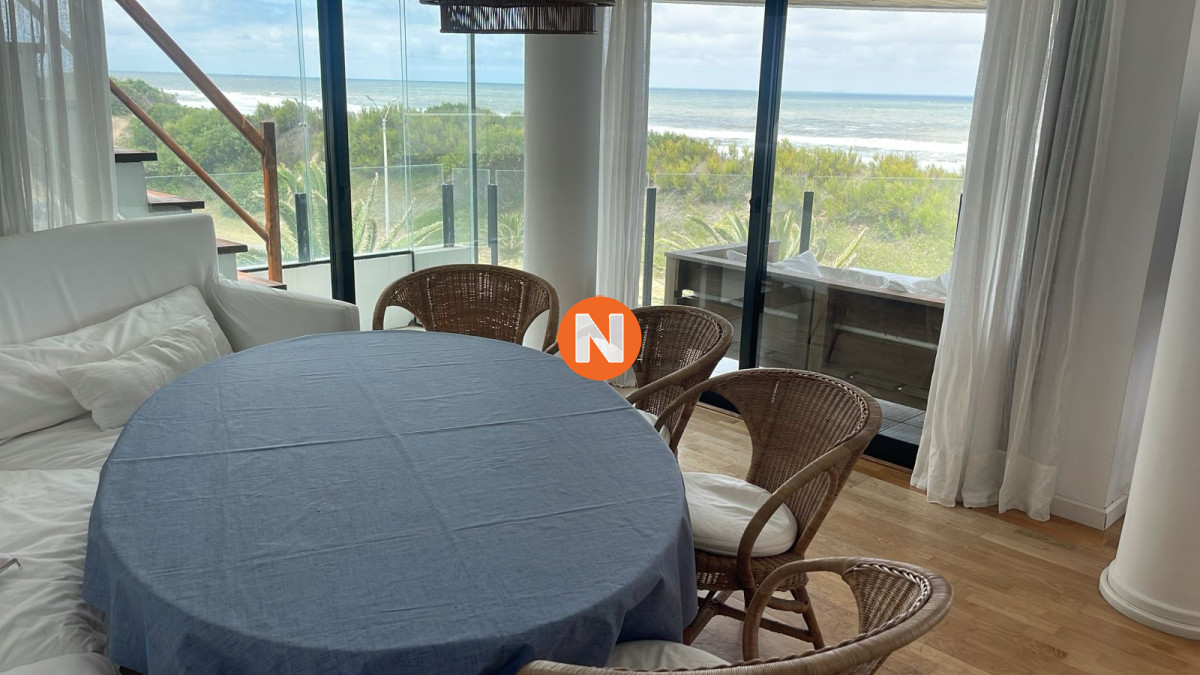 Apartamento Ref.5878 - Apartamento en Venta, Brava, Punta del Este, 3 Dormitorios.