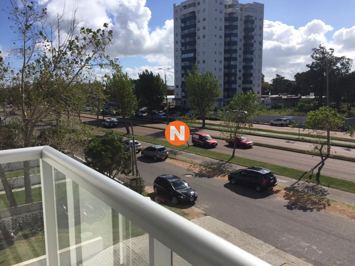 Apartamento Ref.216475 - Apartamento para venta o alquiler en Punta del Este!!!!