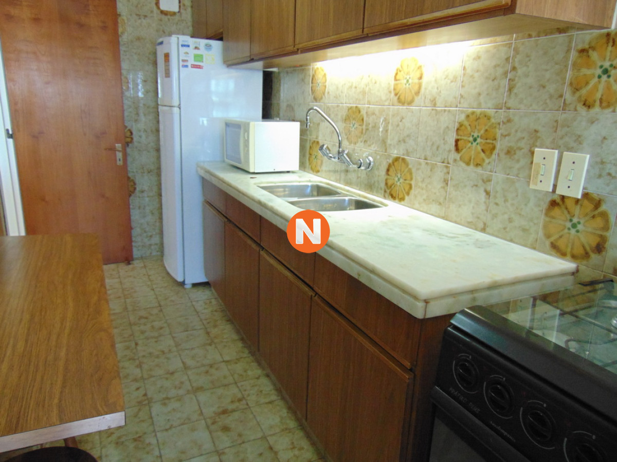 Apartamento Ref.215172 - Oportunidad Apartamento en Venta, 2 dormitorios