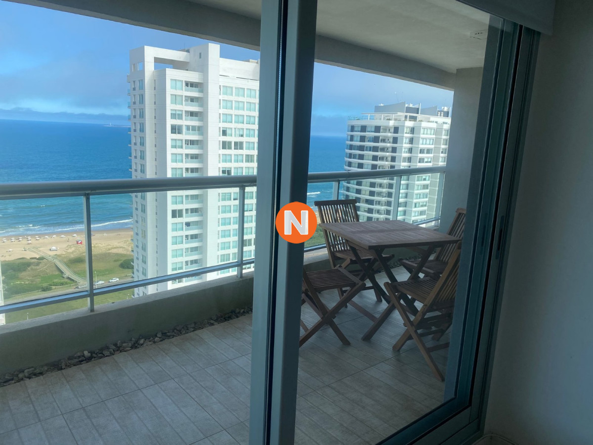 Apartamento Ref.221814 - Tu Refugio de Lujo en Brava: Un Estilo de Vida Inigualable