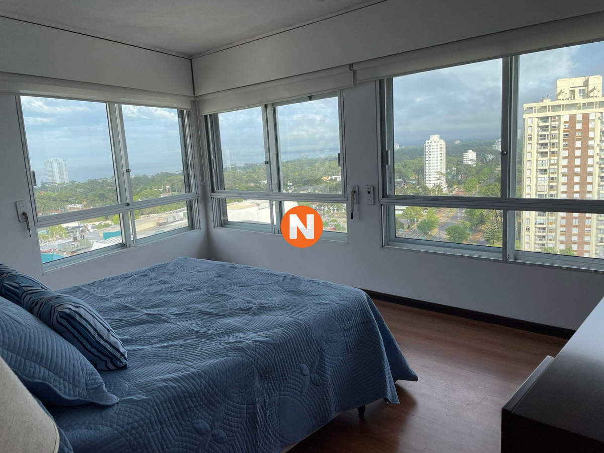 Apartamento Ref.203947 - Apartamento en Alquiler, Roosevelt, Punta del Este, 3 Dormitorios.