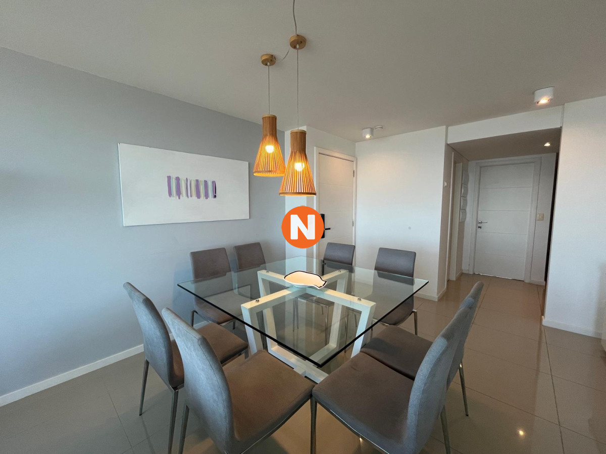 Apartamento Ref.204309 - Amplio departamento en primera fila sobre playa mansa en Pinares