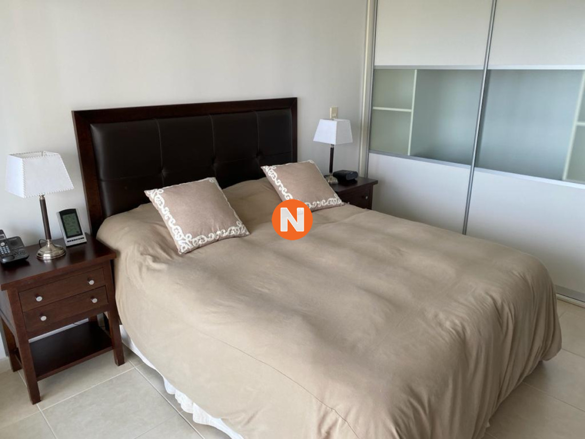 Apartamento Ref.8306 - Apartamento en Venta y Alquiler, Mansa, Punta del Este, 2 Dormitorios.