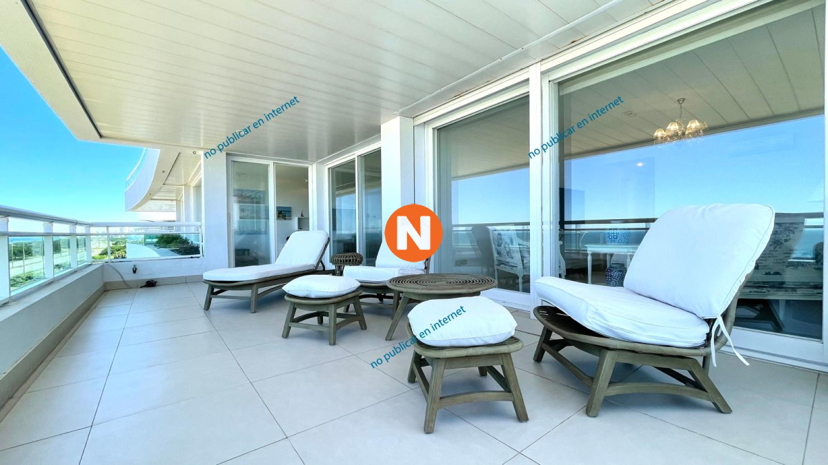 Apartamento Ref.220529 - VENTA DE APARTAMENTO PENTHOUSE DE 4 DORMITORIOS EN EDIFICIO AQUALINA PUNTA DEL ESTE