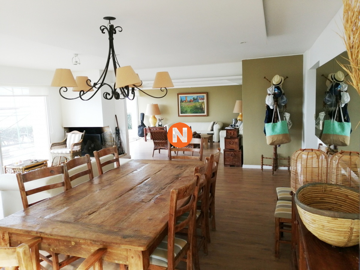 Apartamento Ref.215361 - Apartamento Primera Linea Peninsula 5 Dormitorios