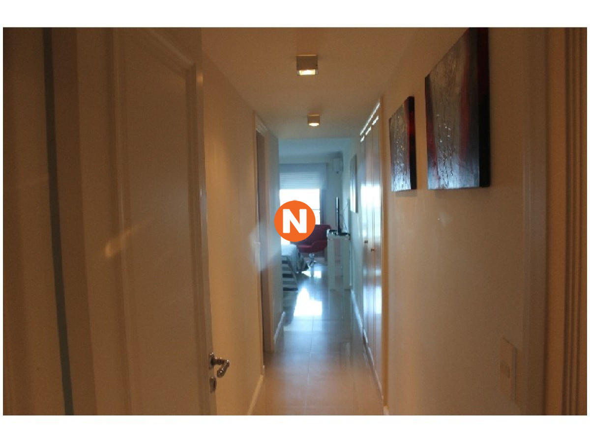 Apartamento Ref.213657 - Apto de 3 dorm primera línea sobre el mar. 