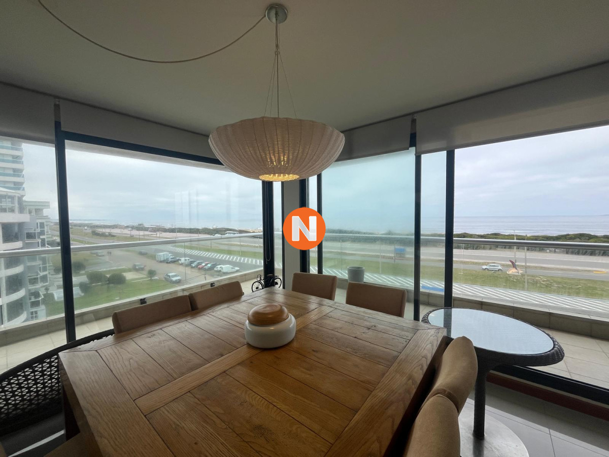 Apartamento Ref.223712 - Penthouse en la Brava en venta, primera línea