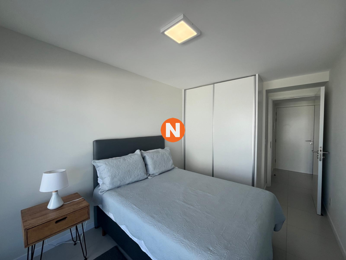 Apartamento Ref.219886 - Apartamento en de 1 dormitorio Playa Mansa primera linea