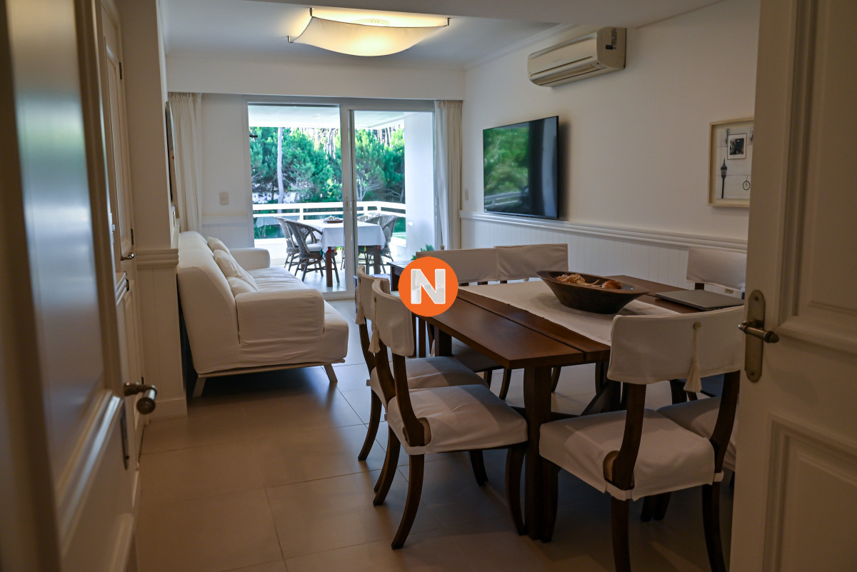 Apartamento Ref.155262 - Apartamento en Venta, Brava, Punta del Este, 3 Dormitorios.