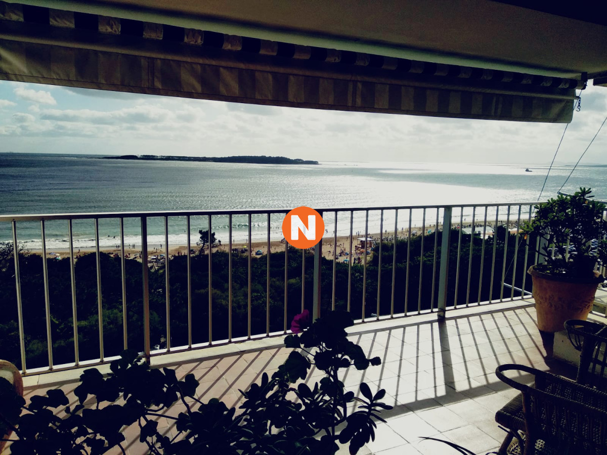 Apartamento Ref.1254 - Apartamento de 3 dormitorios en venta, Mansa, Punta del Este