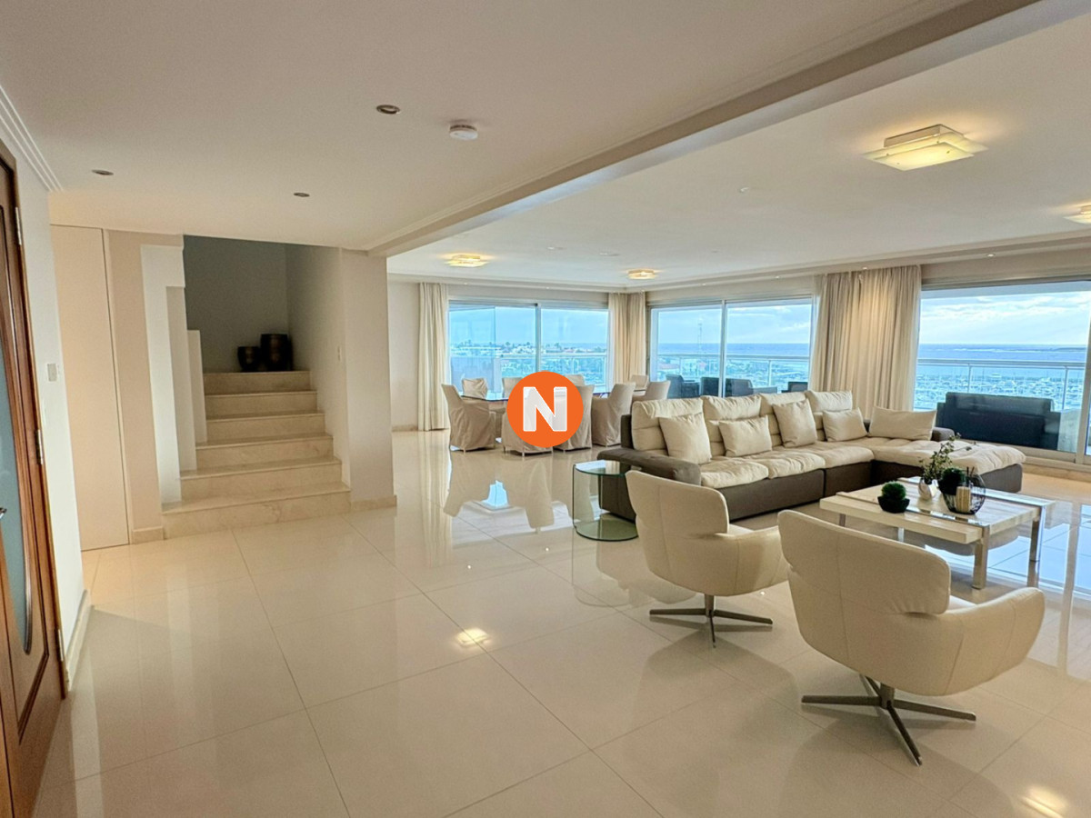 Apartamento Ref.202410 - Penthouse Dúplex de Lujo en la Península - 4 Suites, Piscina Privada y Vista Única al Puerto