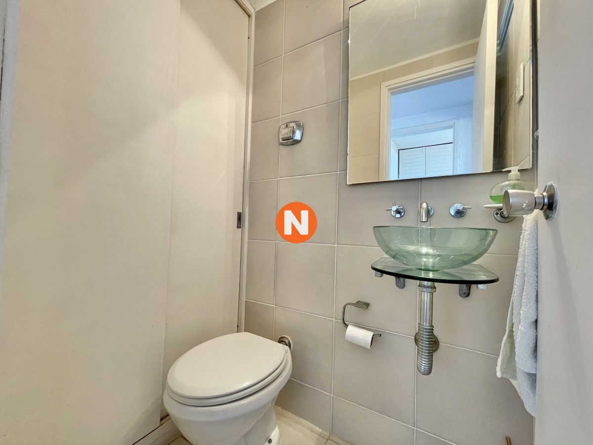 Apartamento Ref.220569 - VENTA DE APARTAMENTO EN BRAVA DE 2 DORMITORIOS Y MEDIO PUNTA DEL ESTE 