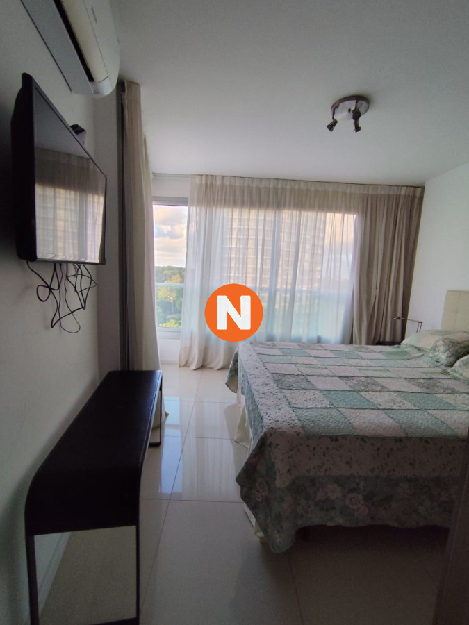 Apartamento Ref.225381 - Apartamento en Venta de 3 dormitorios, Roosevelt