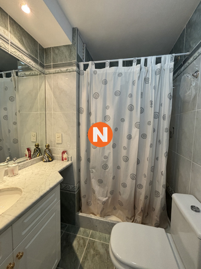 Apartamento Ref.171 - CORAL TOWER VENTA DE APARTAMENTO DE 3 SUITES + DEPENENDECNIA PLAYA MANSA PUNTA DEL ESTE