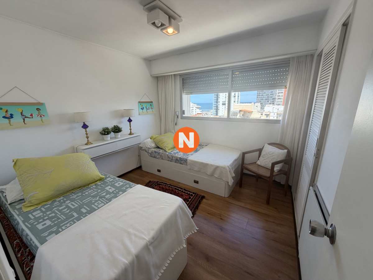 Apartamento Ref.202337 - Apartamento en Alquiler, Peninsula, Punta del Este, 3 Dormitorios.