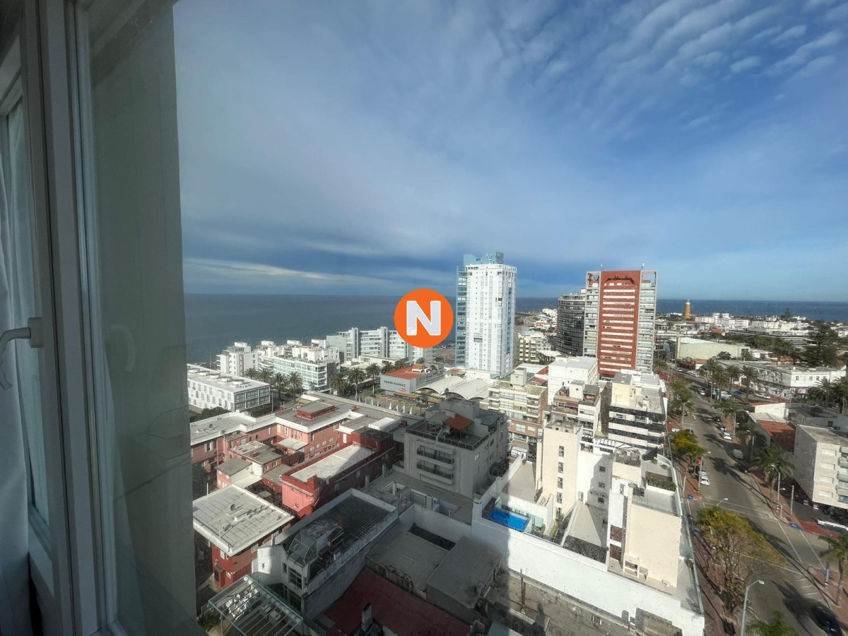 Apartamento Ref.203381 - Apartamento en Venta, Peninsula, Punta del Este, 3 Dormitorios.