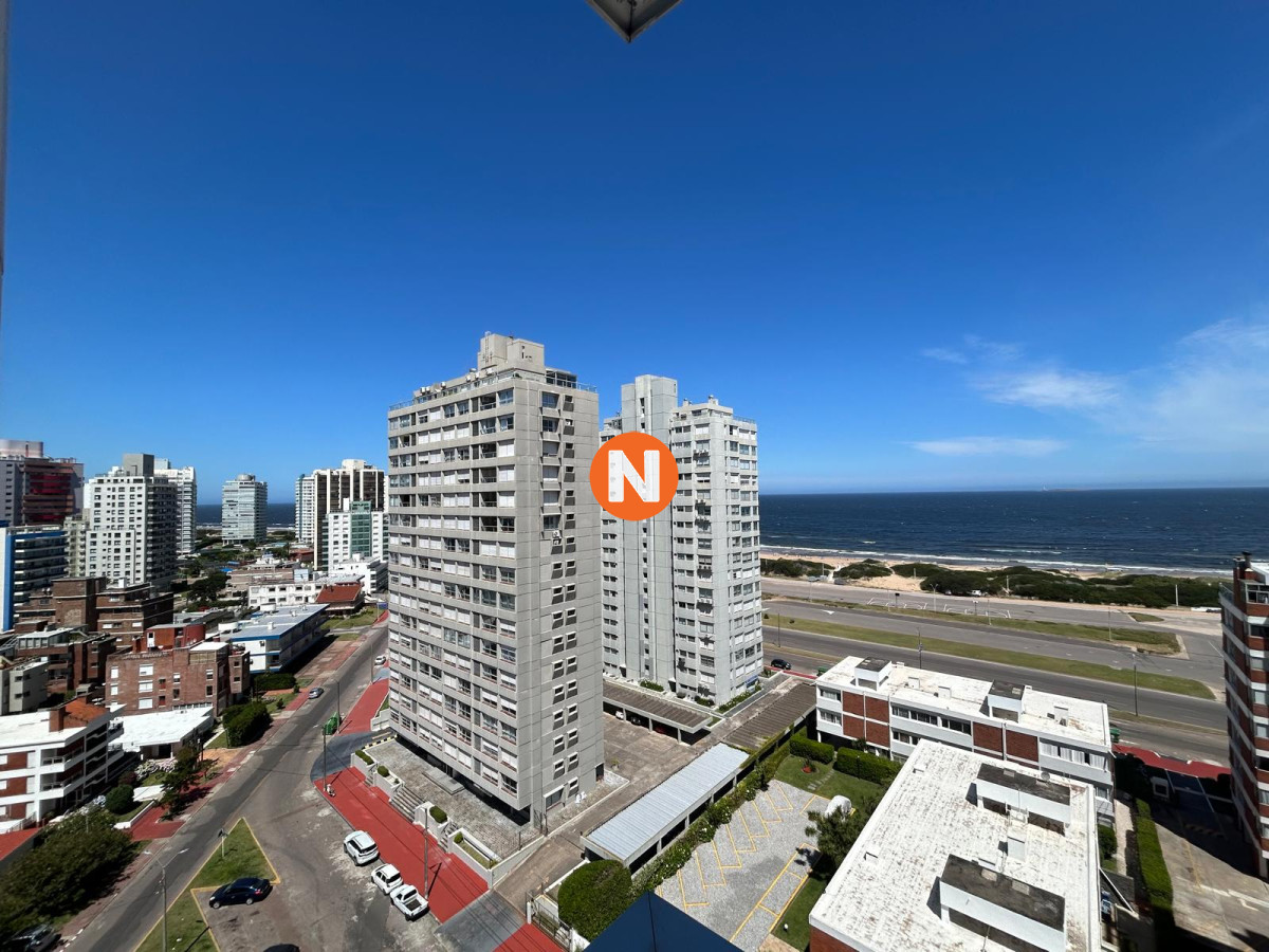Apartamento Ref.1211 - Apartamento en venta Brava, Punta del Este, 2 Dormitorios.