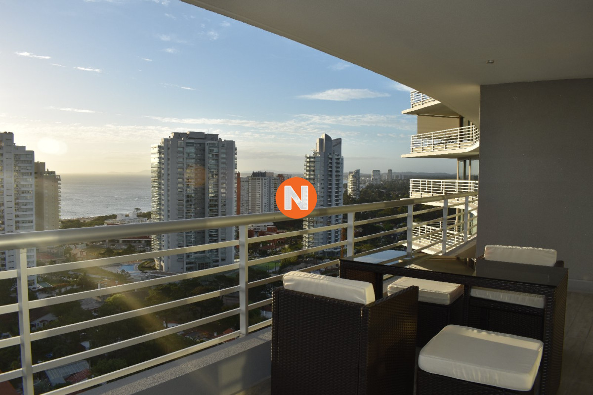Apartamento Ref.213405 - Apartamento en Venta, Mansa, Punta del Este, 3 Dormitorios.