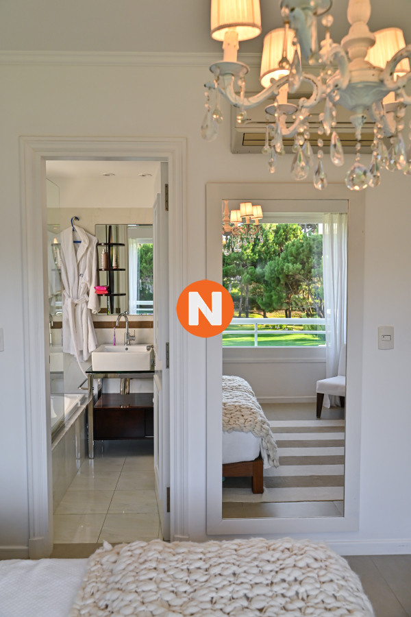 Apartamento Ref.155262 - Apartamento en Venta, Brava, Punta del Este, 3 Dormitorios.