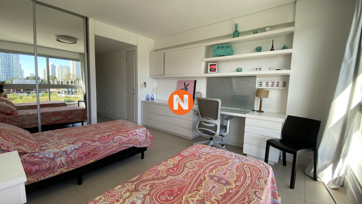 Apartamento Ref.218862 - Exclusivo Apartamento de 2 dormitorios frente a Playa Brava Punta del Este
