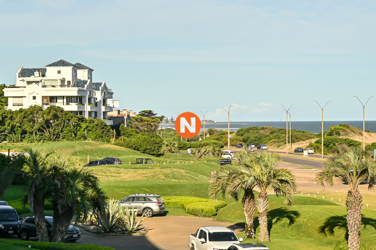 Apartamento Ref.155262 - Apartamento en Venta, Brava, Punta del Este, 3 Dormitorios.