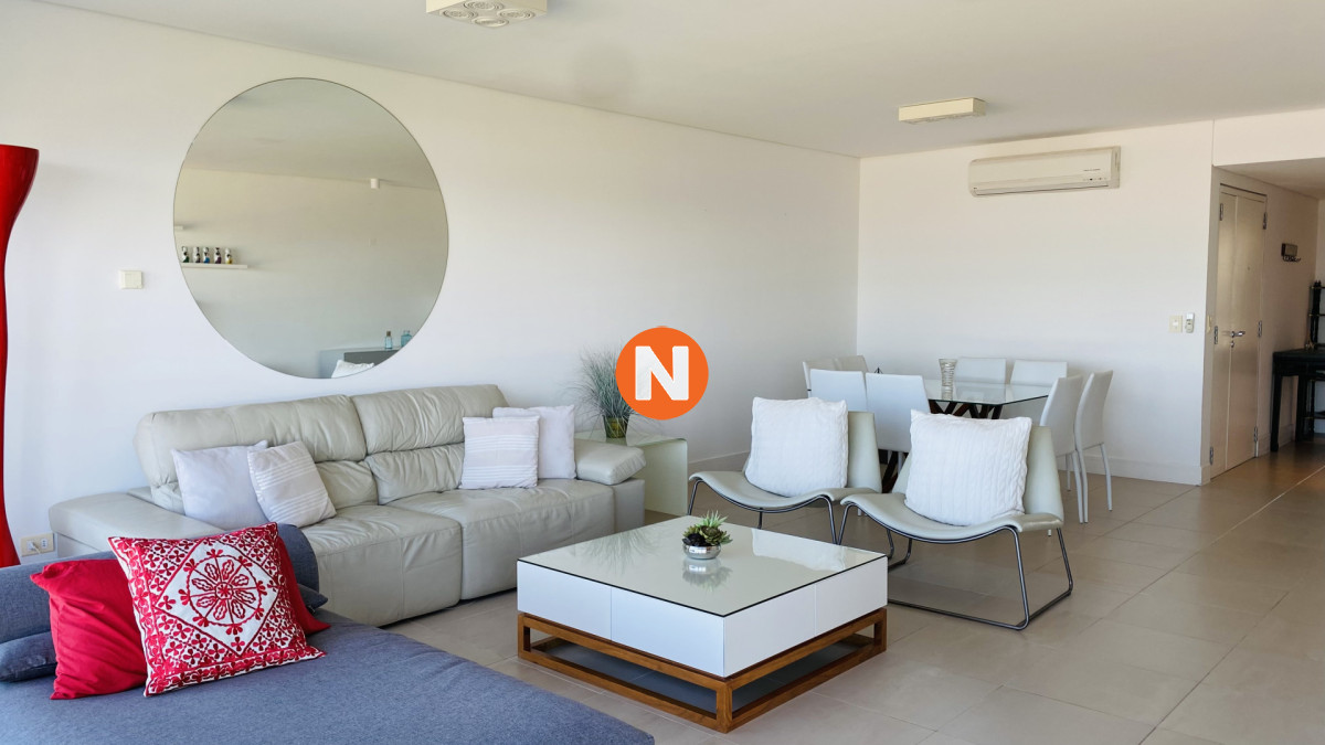 Apartamento Ref.218863 - Exclusivo Apartamento de 2 dormitorios frente a Playa Brava Punta del Este