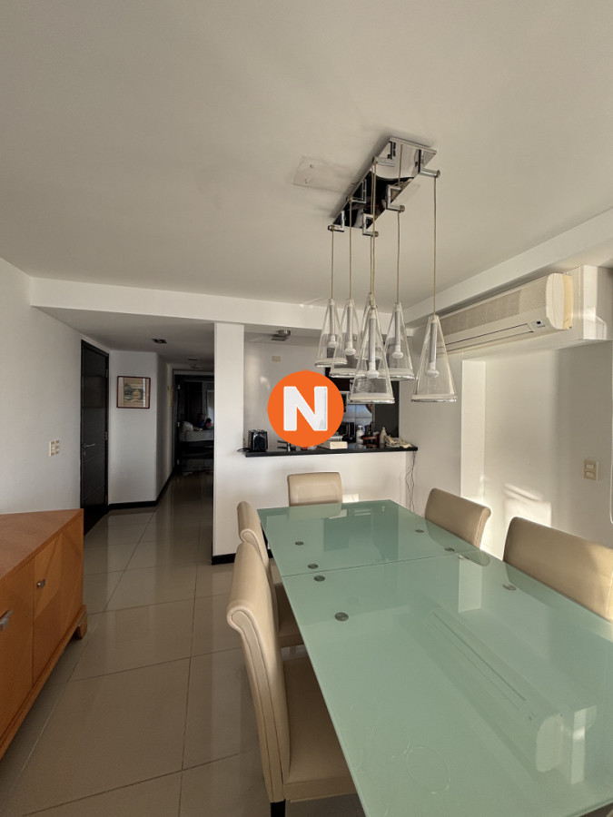 Apartamento Ref.8537 - Apartamento en Venta y Alquiler, Mansa, Punta del Este, 2 Dormitorios.