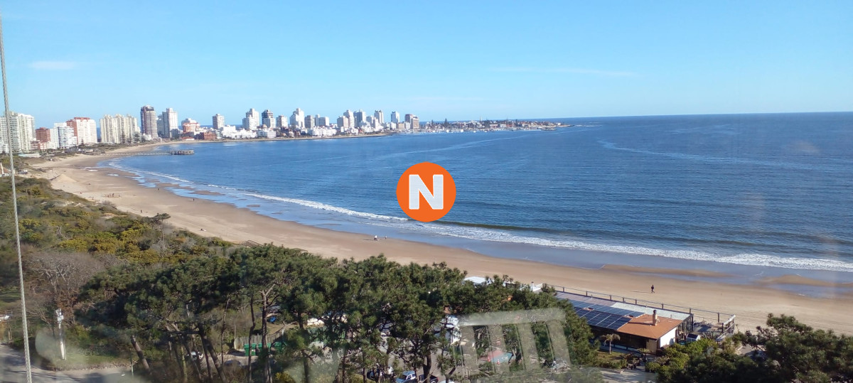 Apartamento Ref.204123 - Apartamento en Venta, Mansa, Punta del Este, 3 Dormitorios.