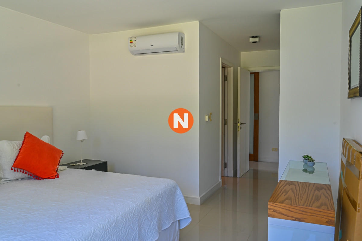 Apartamento Ref.223097 - Apartamento de 3 Dormitorios en Venta en la Brava