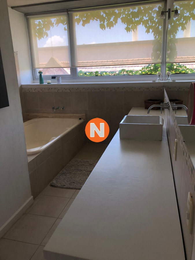 Apartamento Ref.223249 - Excelente Apartamento en Península