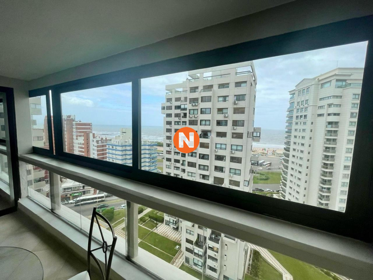 Apartamento Ref.222085 - Apartamento 4 dorm. En Playa Brava Punta del Este 