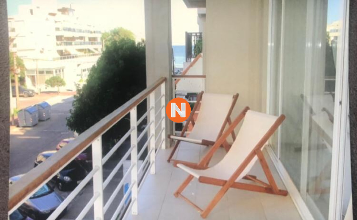 Apartamento Ref.218945 - Apartamento en Venta de 3 Dormitorios en Peninsula 