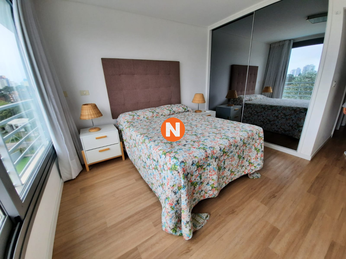 Apartamento Ref.200368 - Apartamento en Venta y Alquiler, Mansa, Punta del Este, 2 Dormitorios.