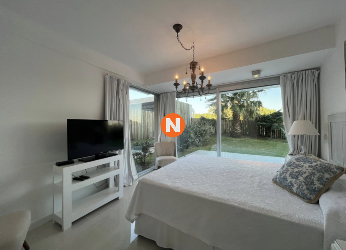 Apartamento Ref.225150 - Apartamento en Venta de 2 dormitorios Bikini