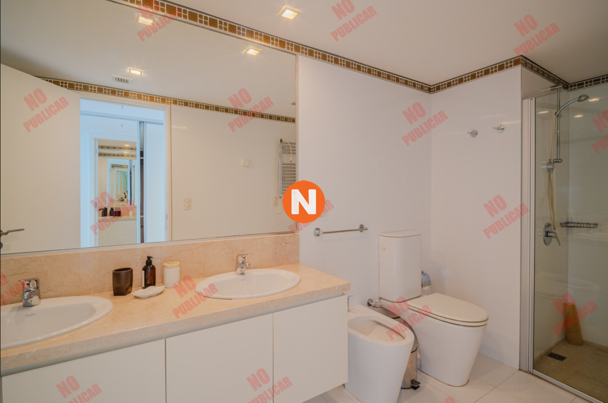 Apartamento Ref.223689 - Apartamento en Venta, 2 dormitorios, Playa Brava