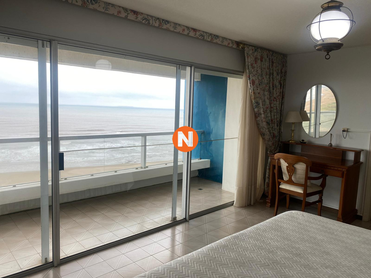 Apartamento Ref.207 - Venta apartamento en brava 3 dormitorios 