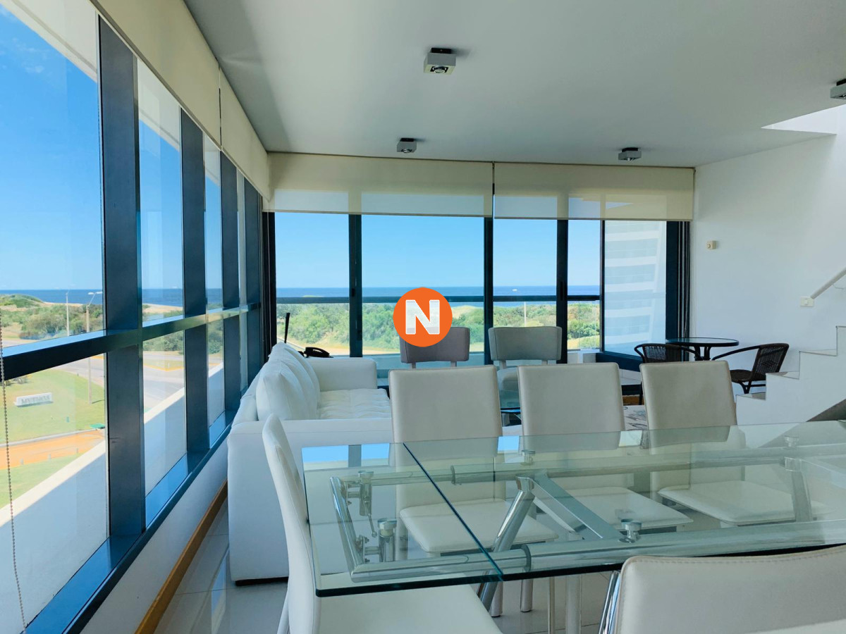 Apartamento Ref.202991 - VENTA DE APARTAMENTO DE 3 DORMITORIOS EN SUITE FRENTE AL MAR EN EDIFICIO BLUE BIRD
