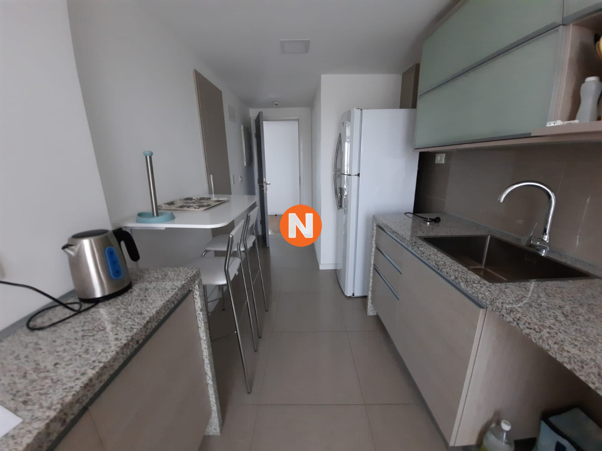 Apartamento Ref.200368 - Apartamento en Venta y Alquiler, Mansa, Punta del Este, 2 Dormitorios.