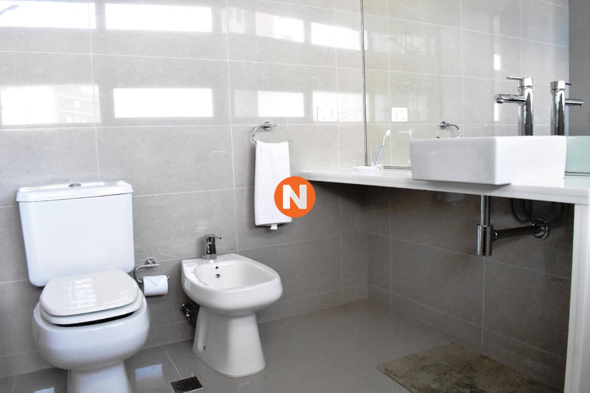 Apartamento Ref.204186 - Apartamento amplio y luminoso Mansa, Punta del Este, 2 Dormitorios.