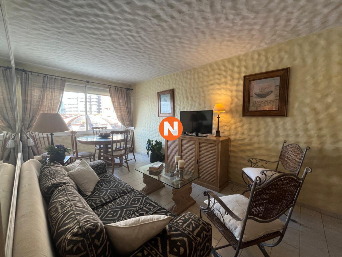 Apartamento Ref.221951 - alquiler apto 1 dormitorio y medio Punta del Este