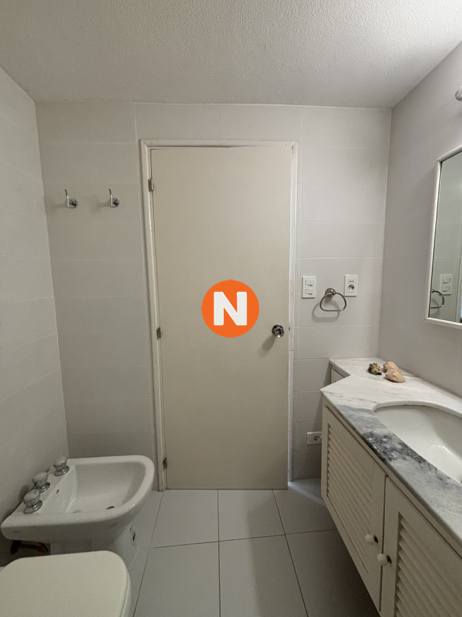 Apartamento Ref.3767 - Apartamento en Venta y Alquiler, Brava, Punta del Este, 2 Dormitorios.