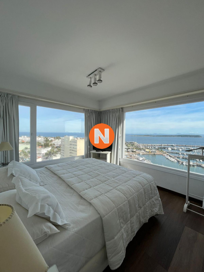 Apartamento Ref.203381 - Apartamento en Venta, Peninsula, Punta del Este, 3 Dormitorios.