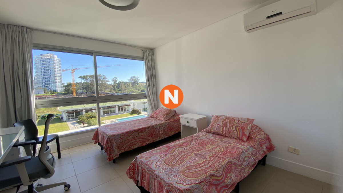 Apartamento Ref.218862 - Exclusivo Apartamento de 2 dormitorios frente a Playa Brava Punta del Este