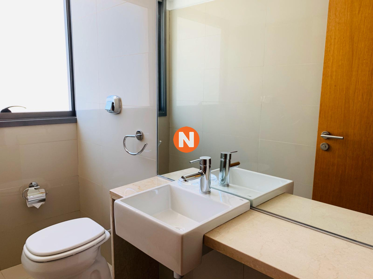 Apartamento Ref.202991 - VENTA DE APARTAMENTO DE 3 DORMITORIOS EN SUITE FRENTE AL MAR EN EDIFICIO BLUE BIRD