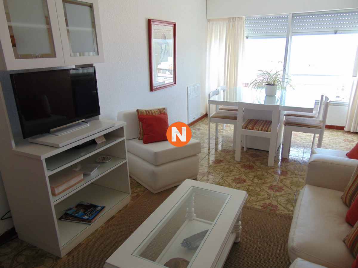 Apartamento Ref.215172 - Oportunidad Apartamento en Venta, 2 dormitorios