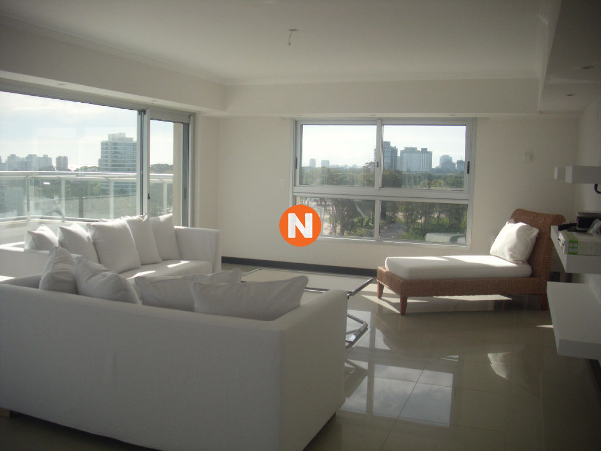 Apartamento Ref.224555 - Increíble apartamento de 3 dormitorios, A la Venta