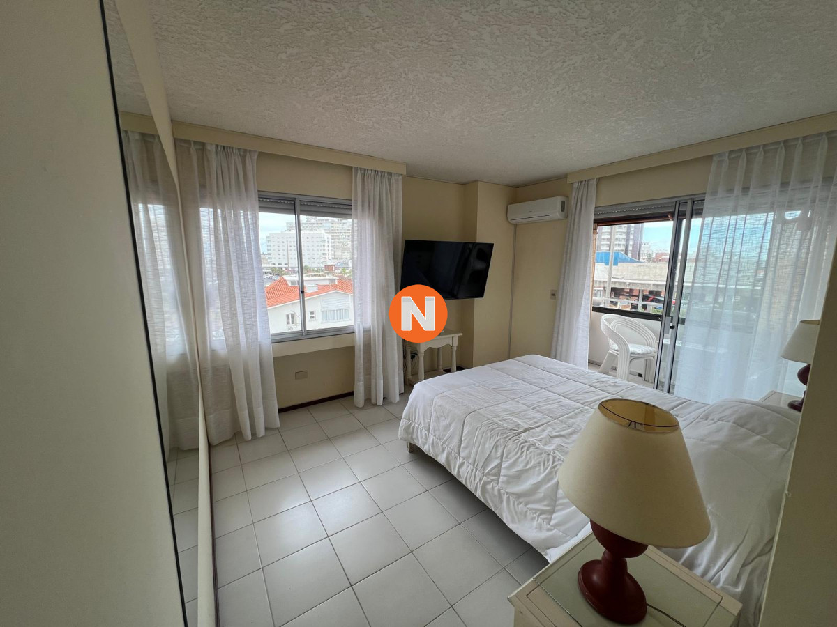 Apartamento Ref.214461 - Apartamento en Venta, 3 dormitorios